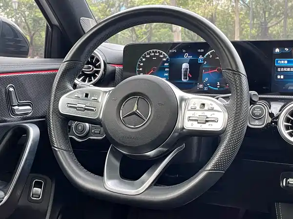 Mercedes-Benz A-Class 2022, фото 3