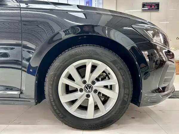 Volkswagen Passat 2022, фото 8