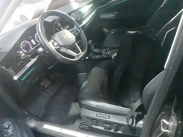 Volkswagen Passat 2023, фото 14
