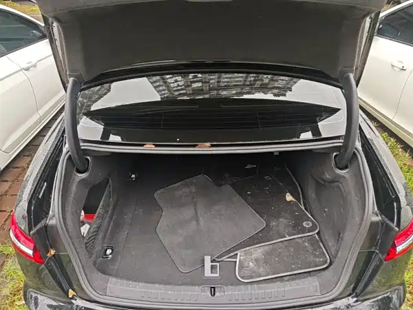 Audi A6L 2023, фото 18