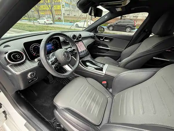Mercedes-Benz C-Class 2023, фото 10