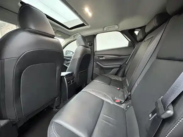 Mazda CX-30 2021, фото 6