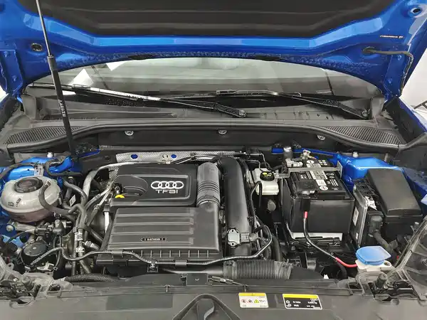 Audi Q2L 2022, фото 19