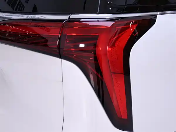 Buick Century 2023, фото 9