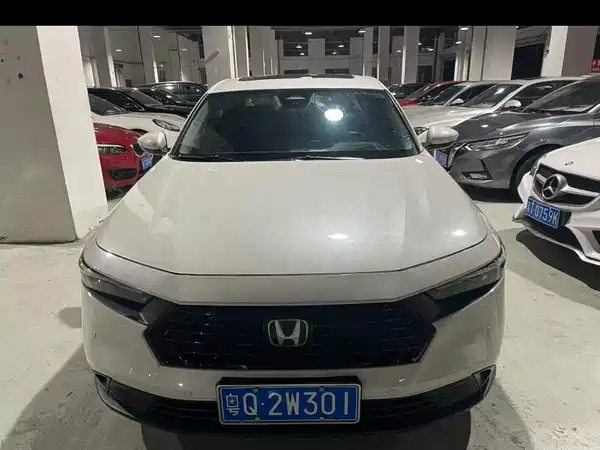 Honda Accord 2023, фото 4