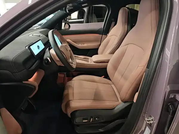 NIO EC6 2023, фото 15