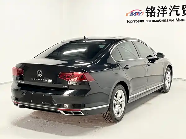 Volkswagen Magotan 2023, фото 4
