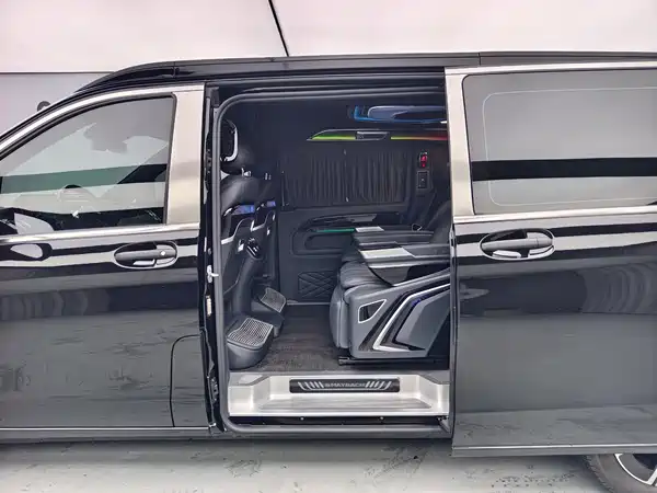 Mercedes-Benz Vito 2024, фото 15