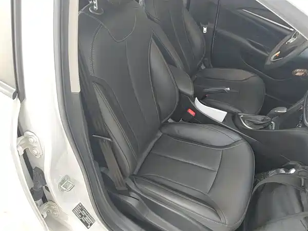 Buick Excelle 2021, фото 24