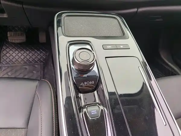 AION S Plus 2025, фото 13