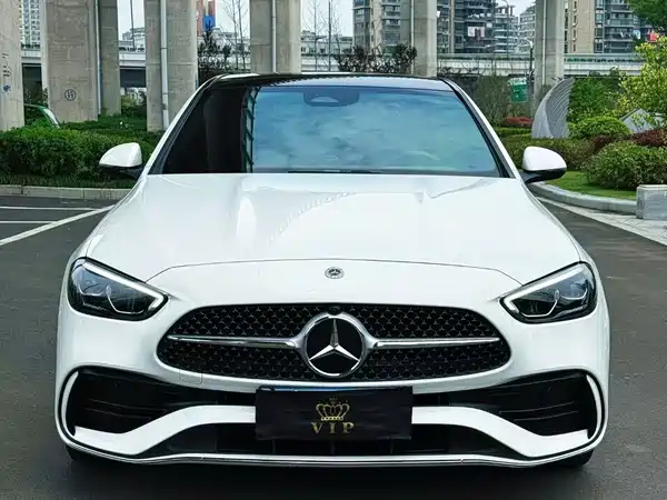 Mercedes-Benz C-Class 2024, фото 2