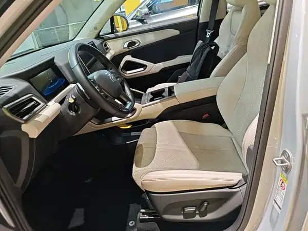BYD Yuan UP 2025, фото 15