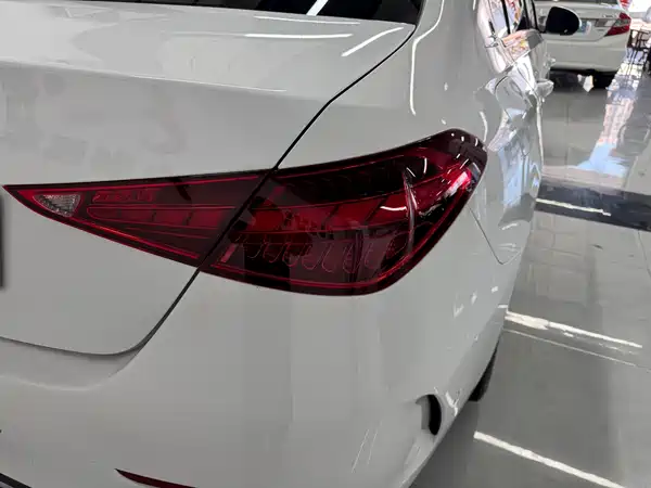 Mercedes-Benz C-Class 2023, фото 16