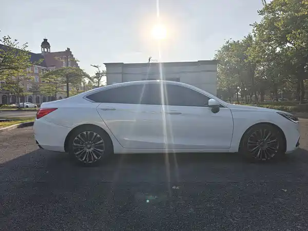 Hongqi H5 2020, фото 15