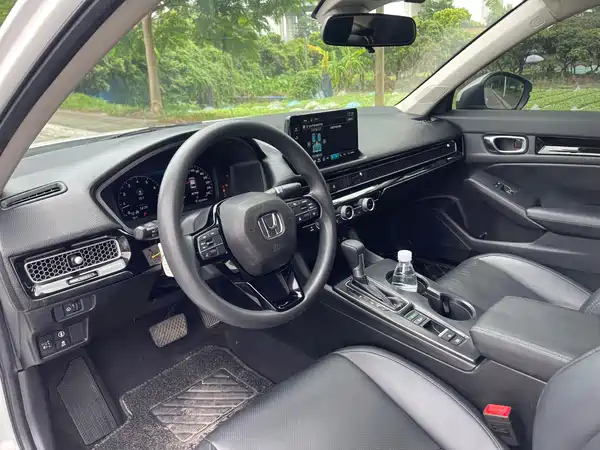 Honda Civic 2023, фото 18
