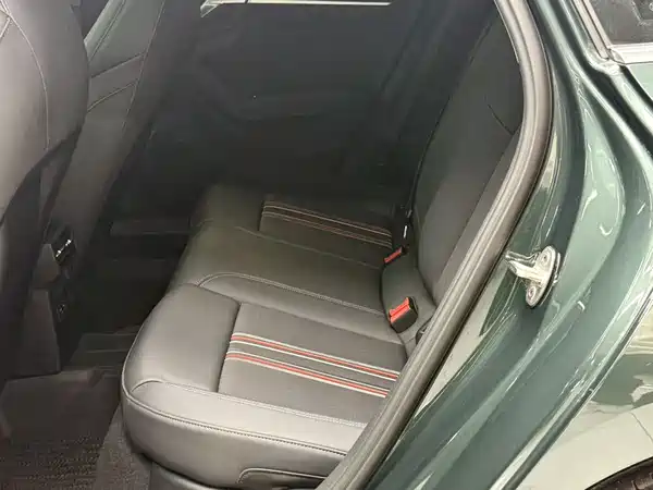 Audi A3 2023, фото 22