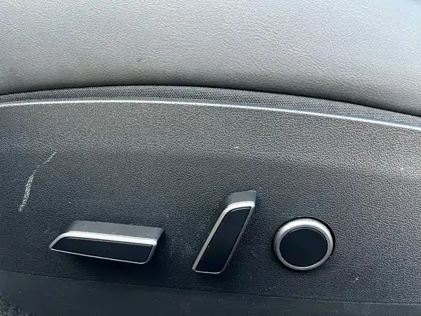Tesla Model 3 2022, фото 25