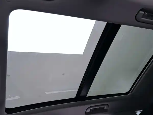 Mercedes-Benz GLE PHEV 2024, фото 23