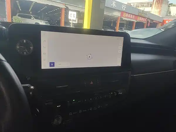 Lexus ES 2022, фото 12