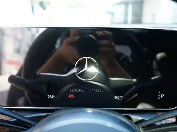 Mercedes-Benz C-Class 2023, фото 9