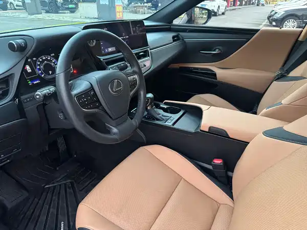 Lexus ES 2022, фото 5