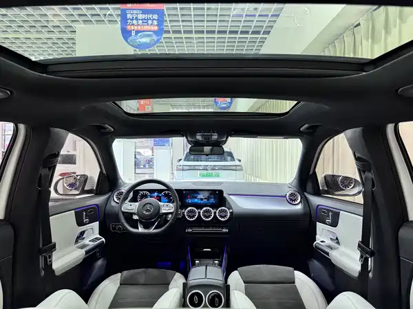 Mercedes-Benz EQA 2022, фото 4