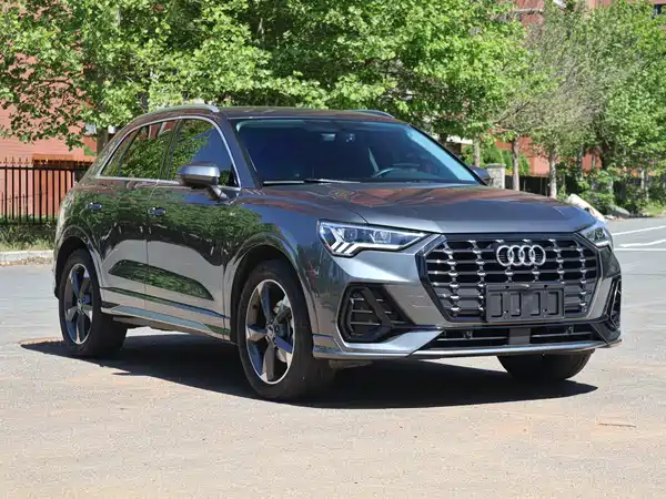 Audi Q3 2022, фото 3