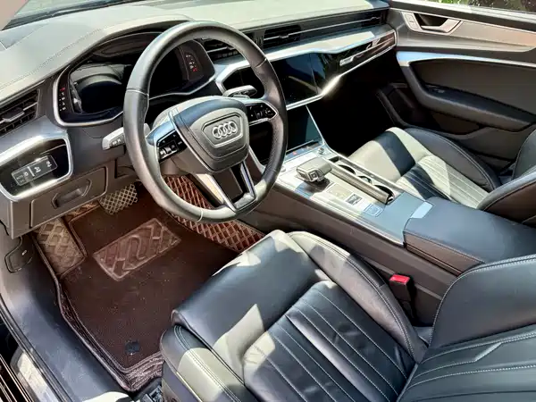 Audi A6L 2024, фото 7