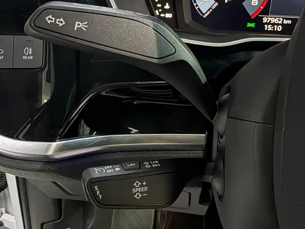 Audi Q3 2024, фото 25