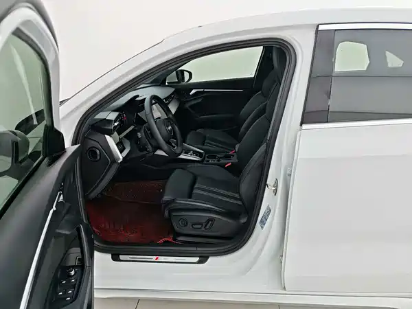 Audi A3 2022, фото 9