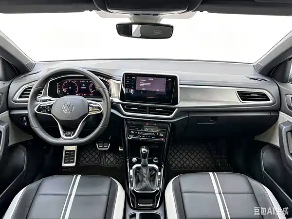 Volkswagen T-ROC 2024, фото 10