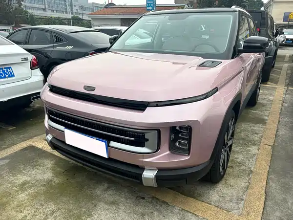 Geely ICON 2023