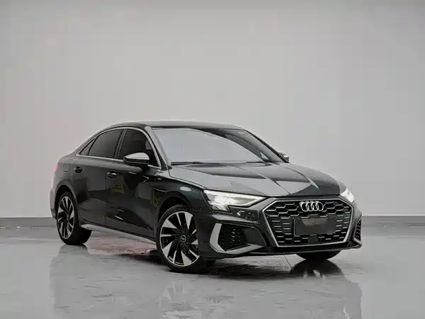Audi A3 2023, фото 3