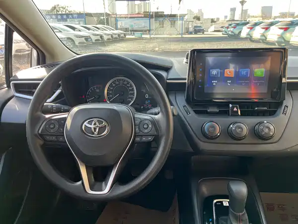 Toyota Corolla 2023, фото 10