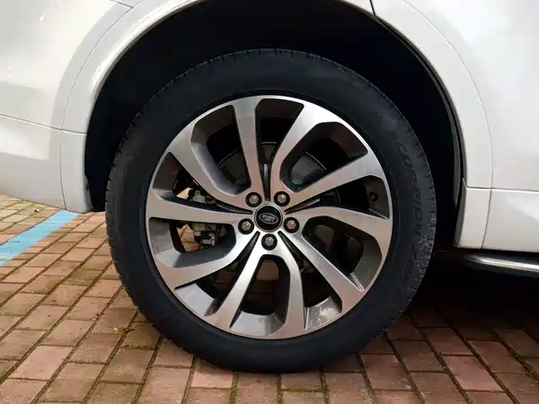 Land Rover Discovery Sport 2022, фото 10