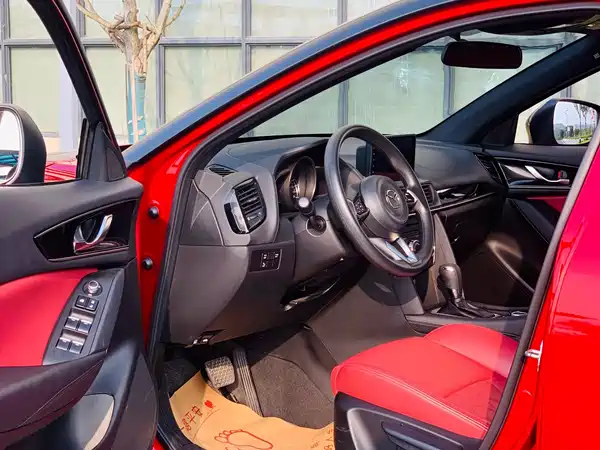 Mazda CX-4 2021, фото 11