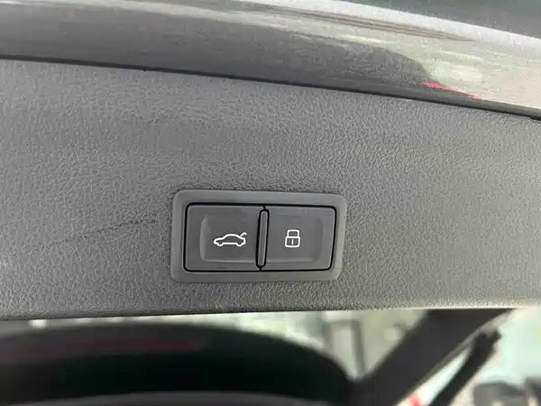 Audi Q3 2023, фото 17