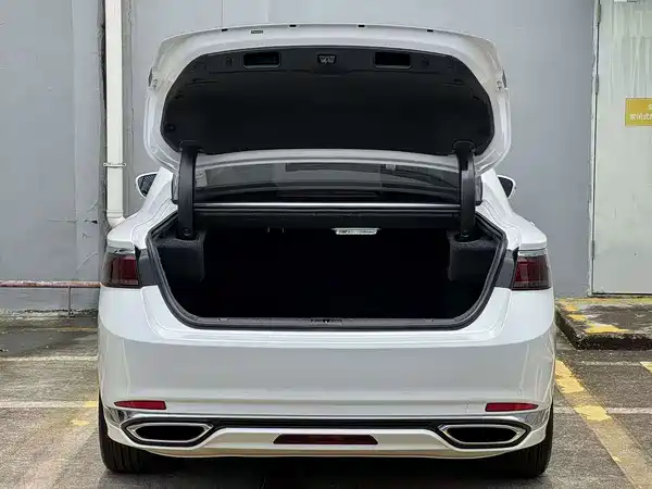 Geely Emgrand GT 2021, фото 27
