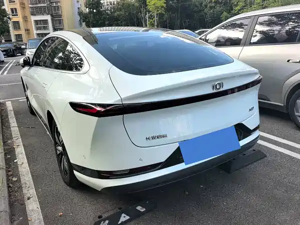 Changan Qiyuan A07 2025, фото 6