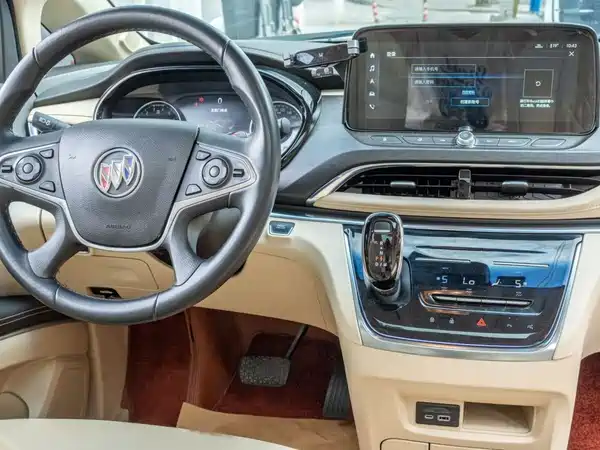 Buick GL8 2023, фото 15