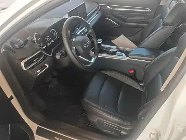 Geely Emgrand 2023, фото 14