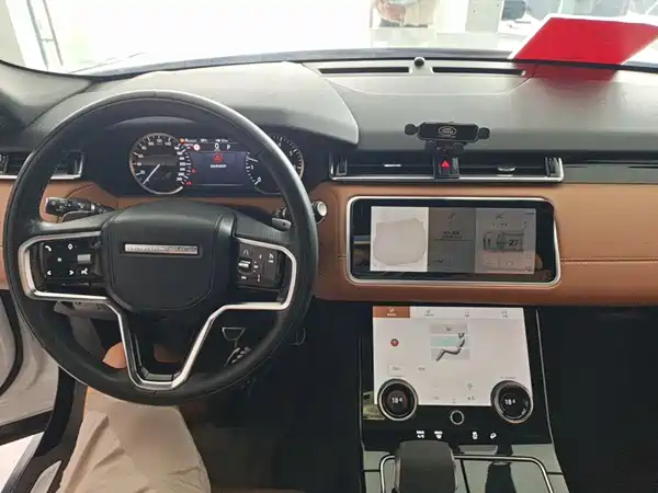 Land Rover Range Rover Velar 2023, фото 9