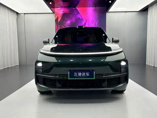 Li Auto L8 2024, фото 2