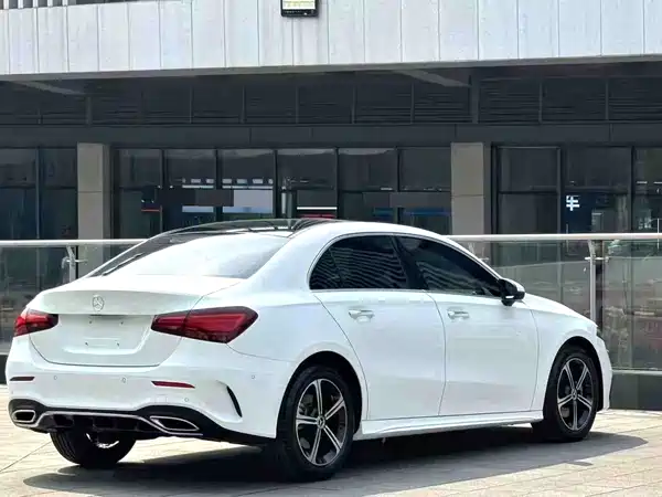 Mercedes-Benz A-Class 2023, фото 9