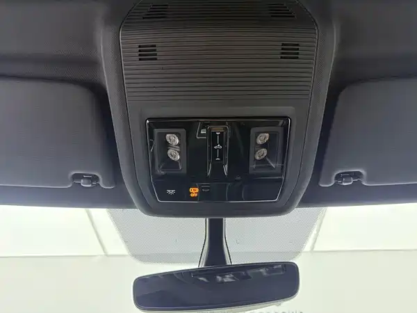 Volkswagen Golf 2023, фото 20