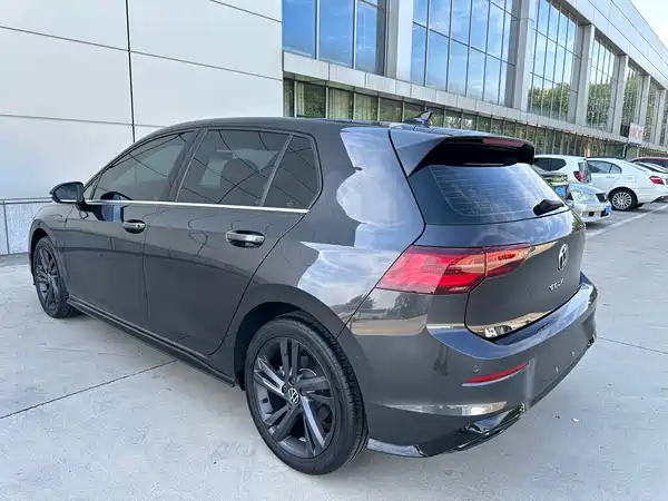 Volkswagen Golf 2023, фото 20
