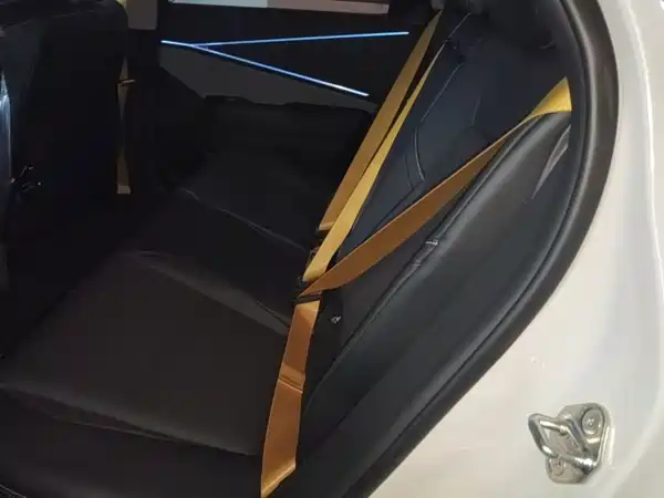 Toyota bZ5 2025, фото 17