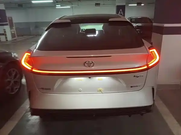 Toyota bZ5 2025, фото 6