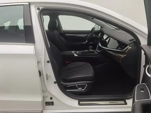 Geely Emgrand GT 2021, фото 23