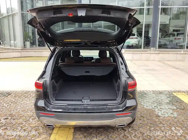 Mercedes-Benz GLB 2023, фото 7